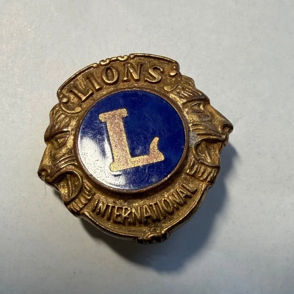 Lions International Lapel Pin Unisex OS Gold Blue Good Vintage Enamel Screw Back